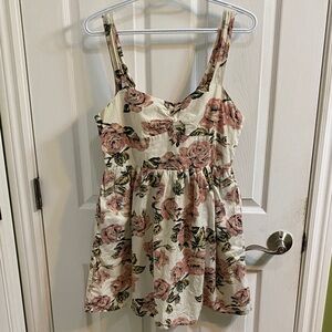 Pins & Needles Rose Floral Mini Dress Cut Out Tie Back Pockets Lined Medium Cute